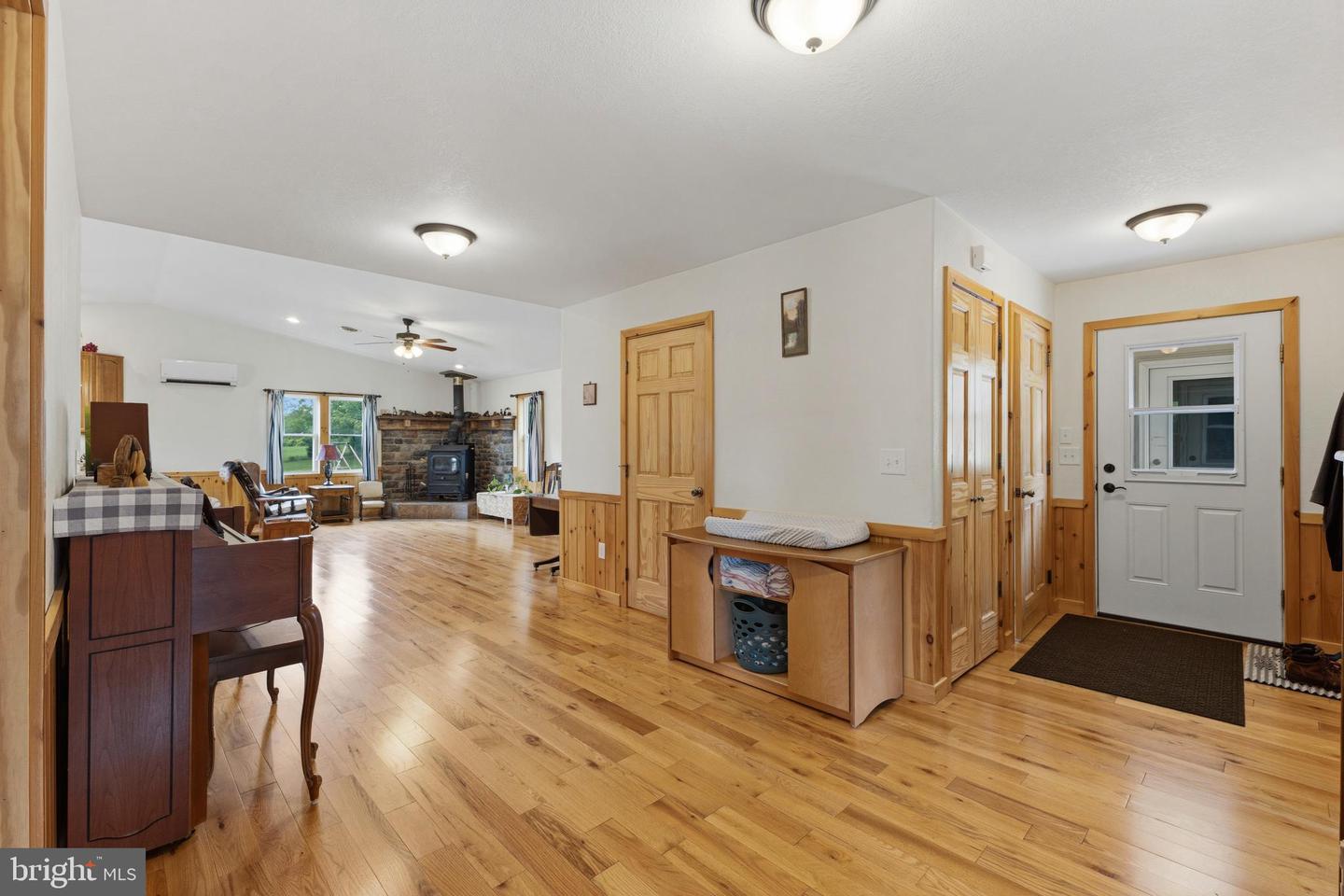 150 Property Photo 44