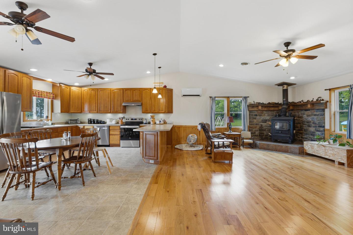 150 Property Photo 46