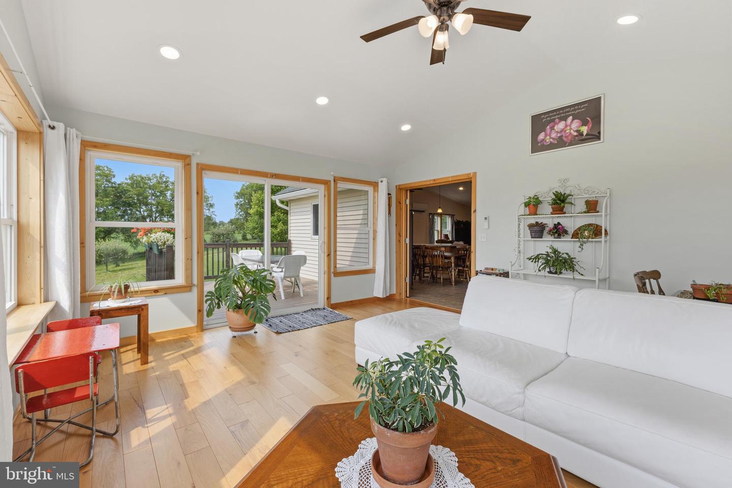 150 Property Photo 53