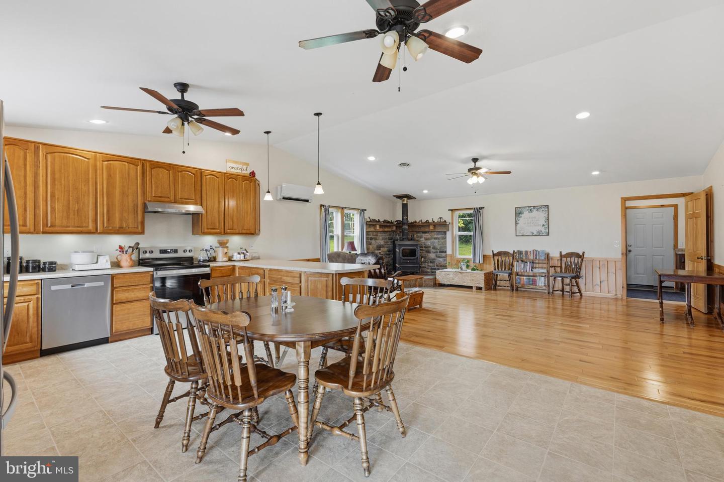 150 Property Photo 55