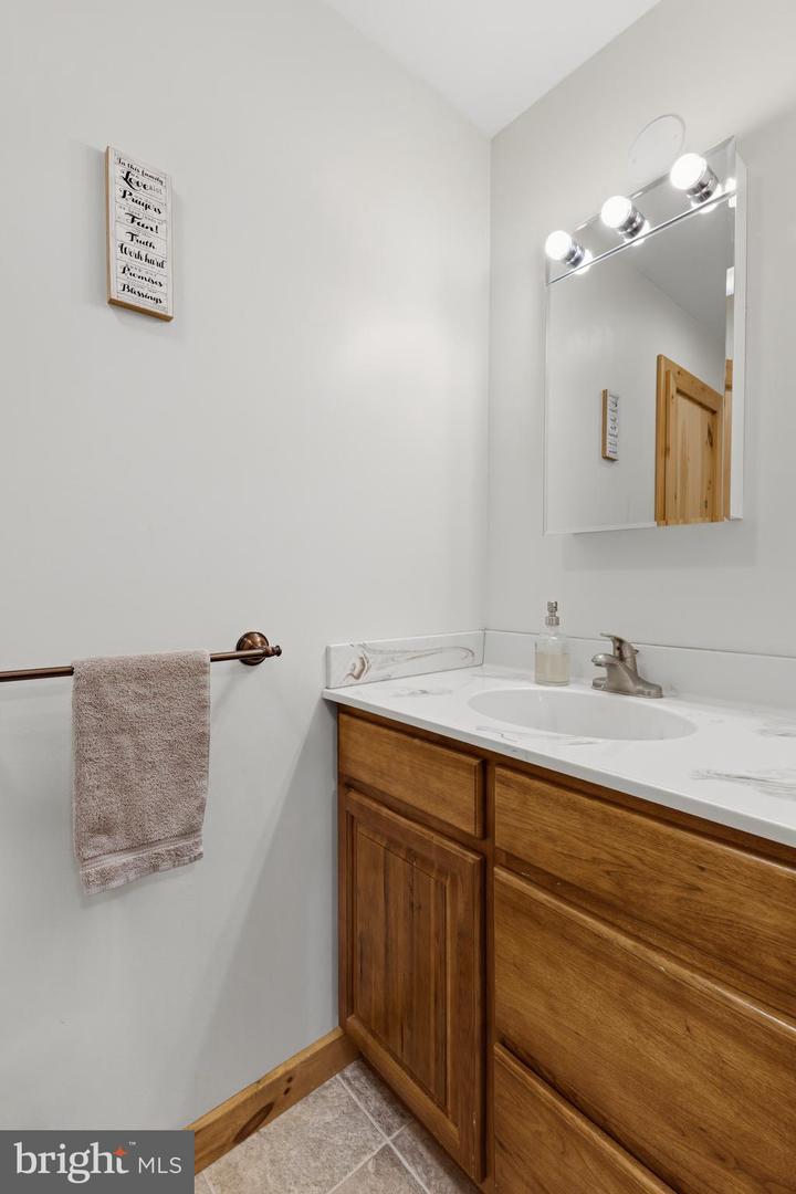 150 Property Photo 60