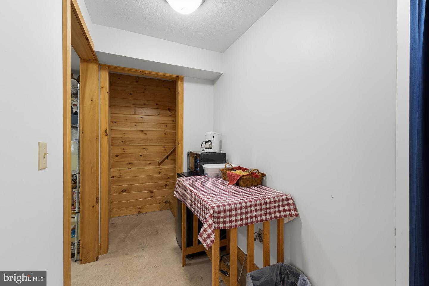 150 Property Photo 100