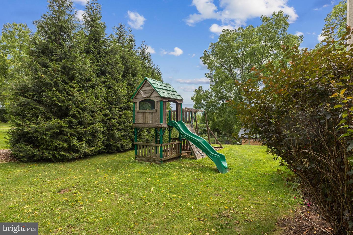 150 Property Photo 110