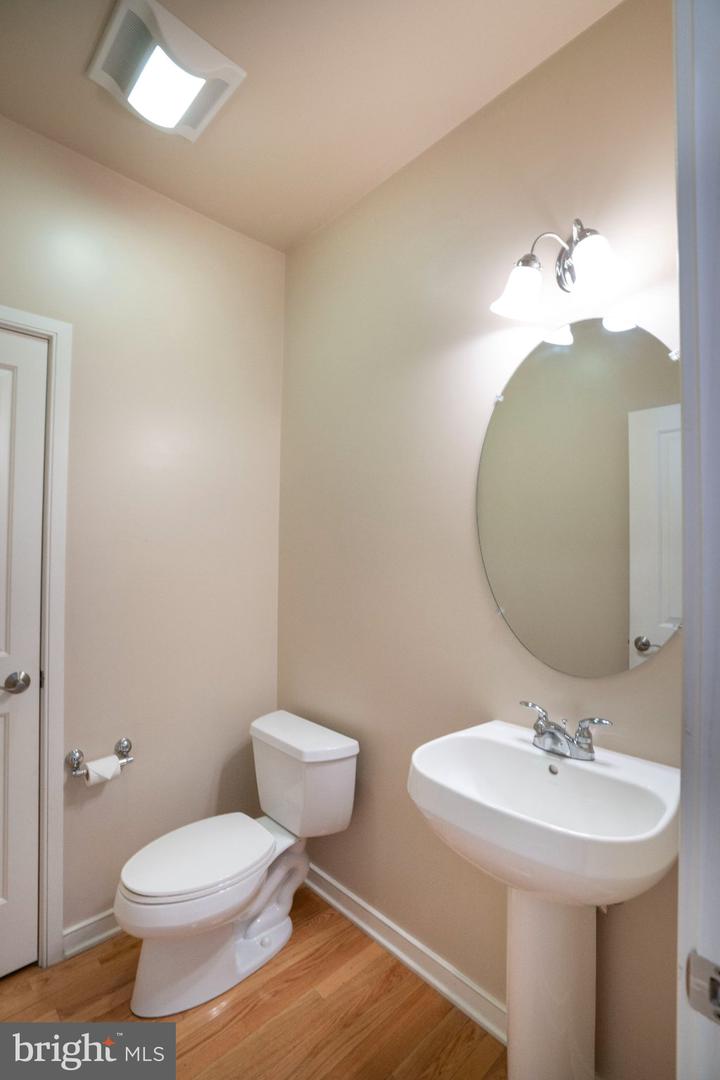 3222 Shellers Bend #203 Property Photo 27