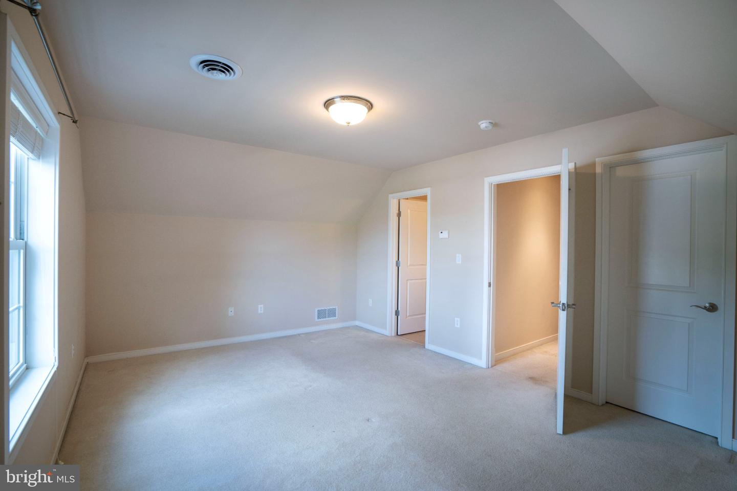 3222 Shellers Bend #203 Property Photo 37