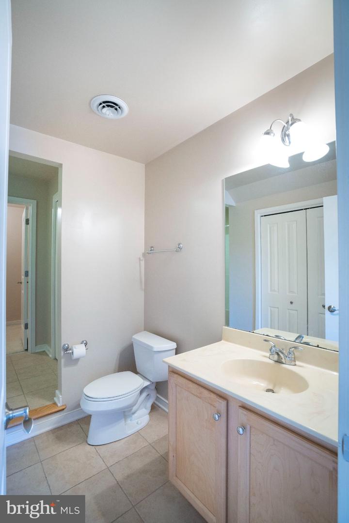 3222 Shellers Bend #203 Property Photo 38