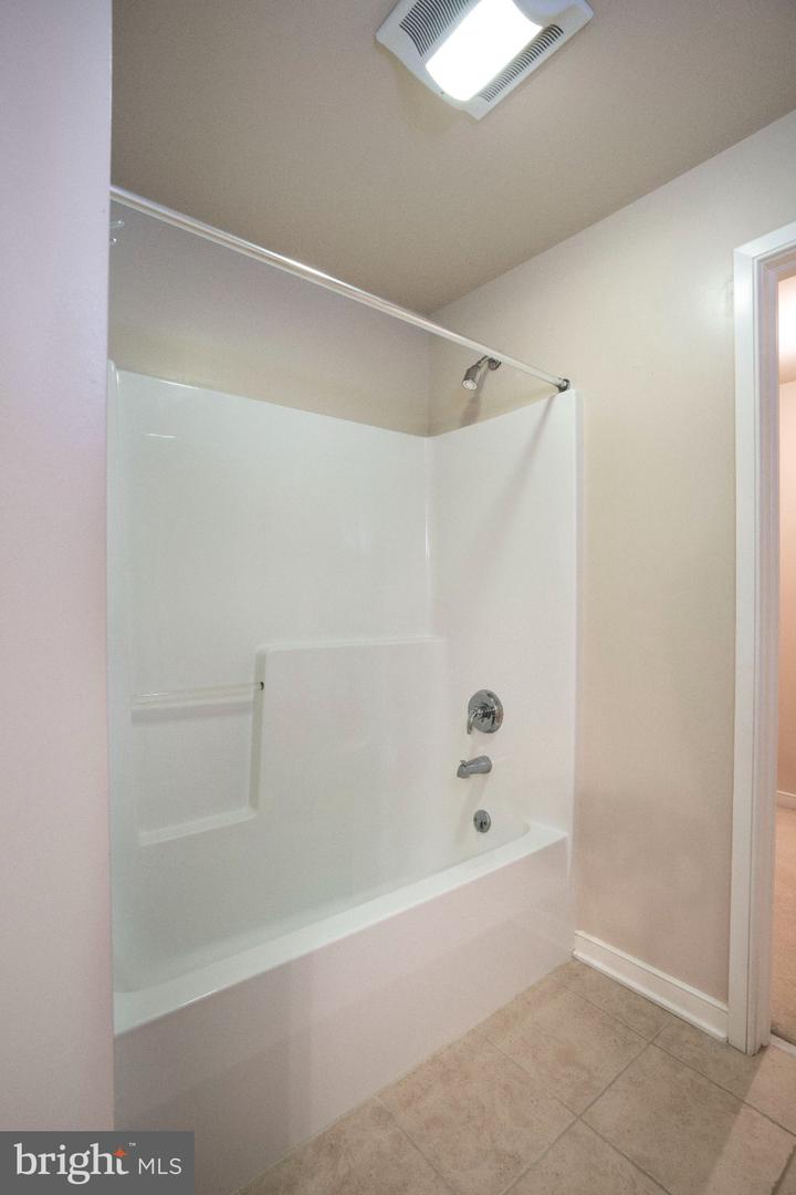 3222 Shellers Bend #203 Property Photo 39