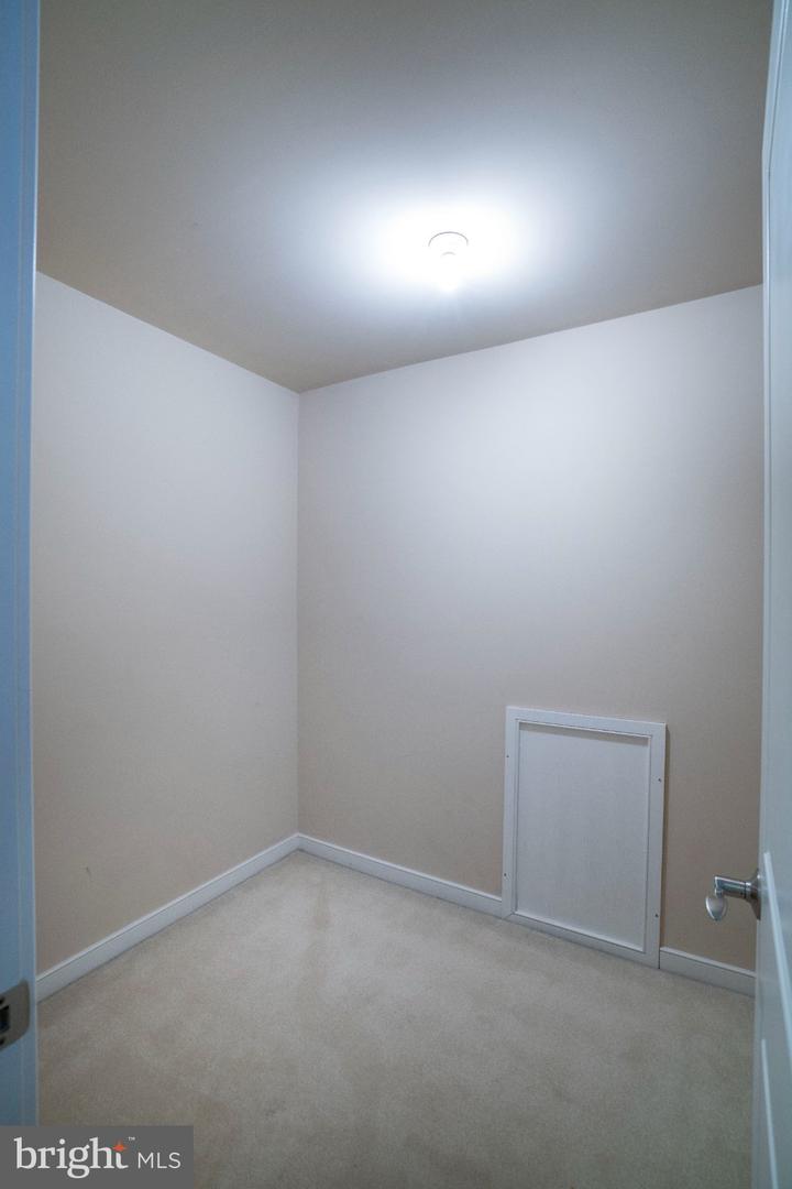 3222 Shellers Bend #203 Property Photo 40