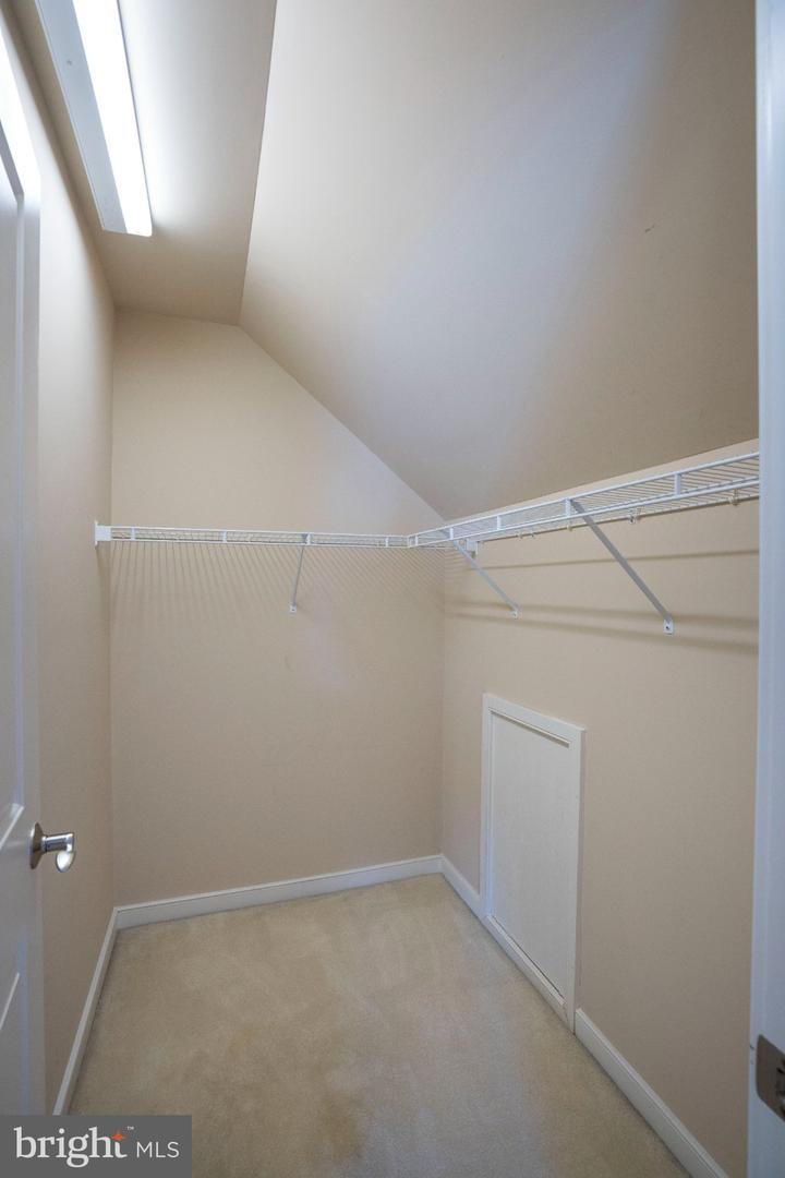 3222 Shellers Bend #203 Property Photo 41