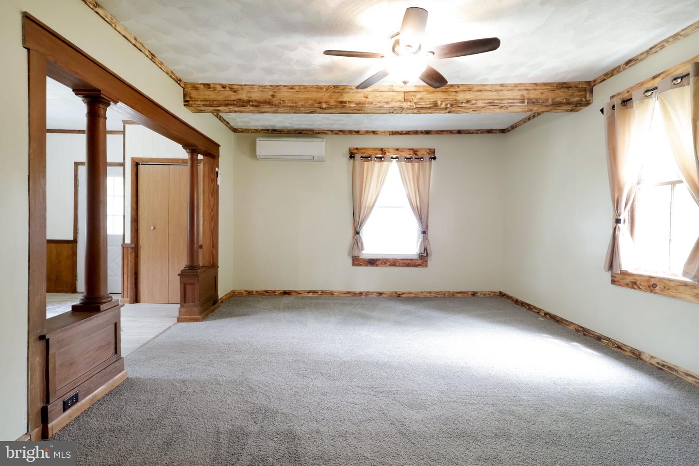 105 W Nectarine St Property Photo 10