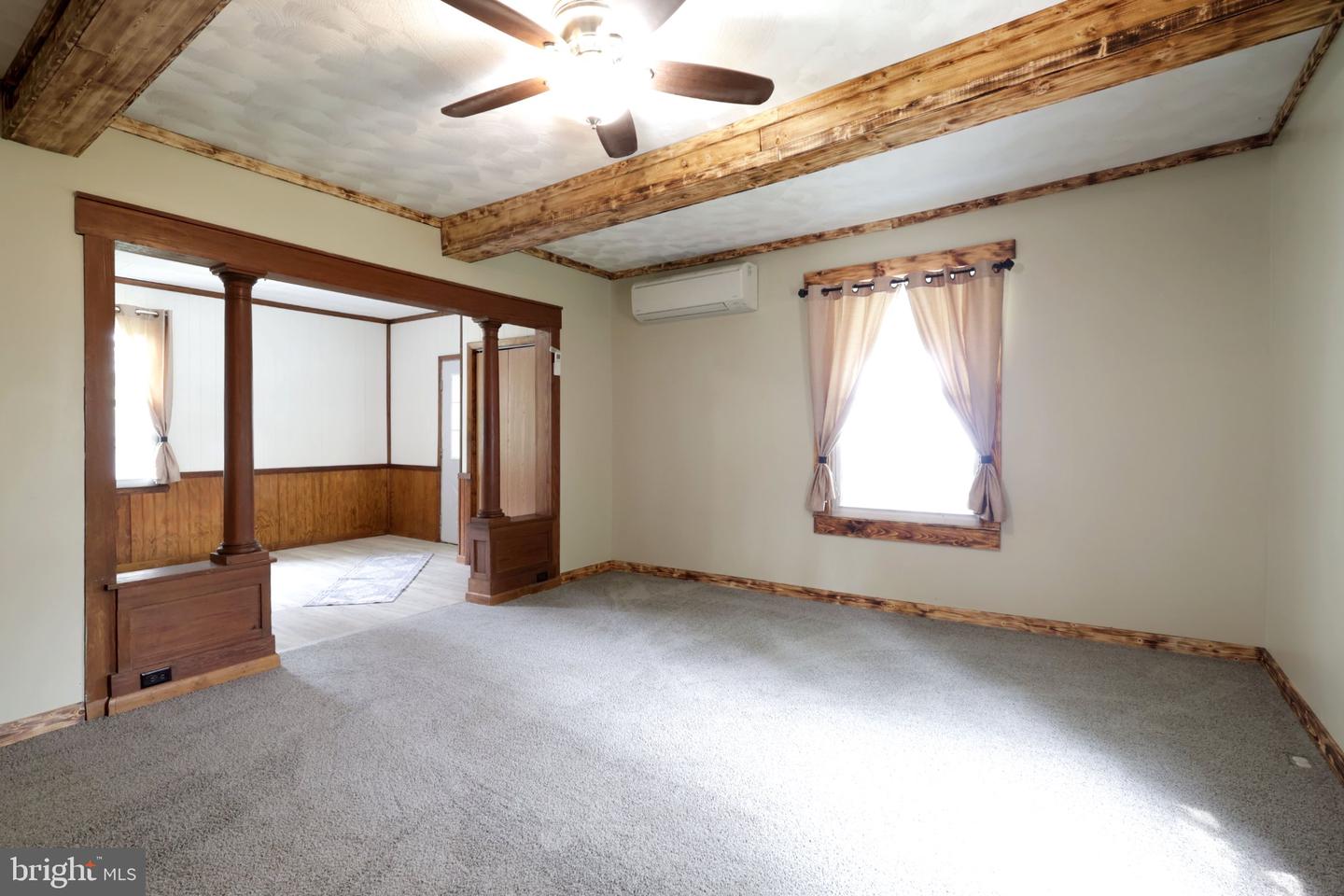 105 W Nectarine St Property Photo 11