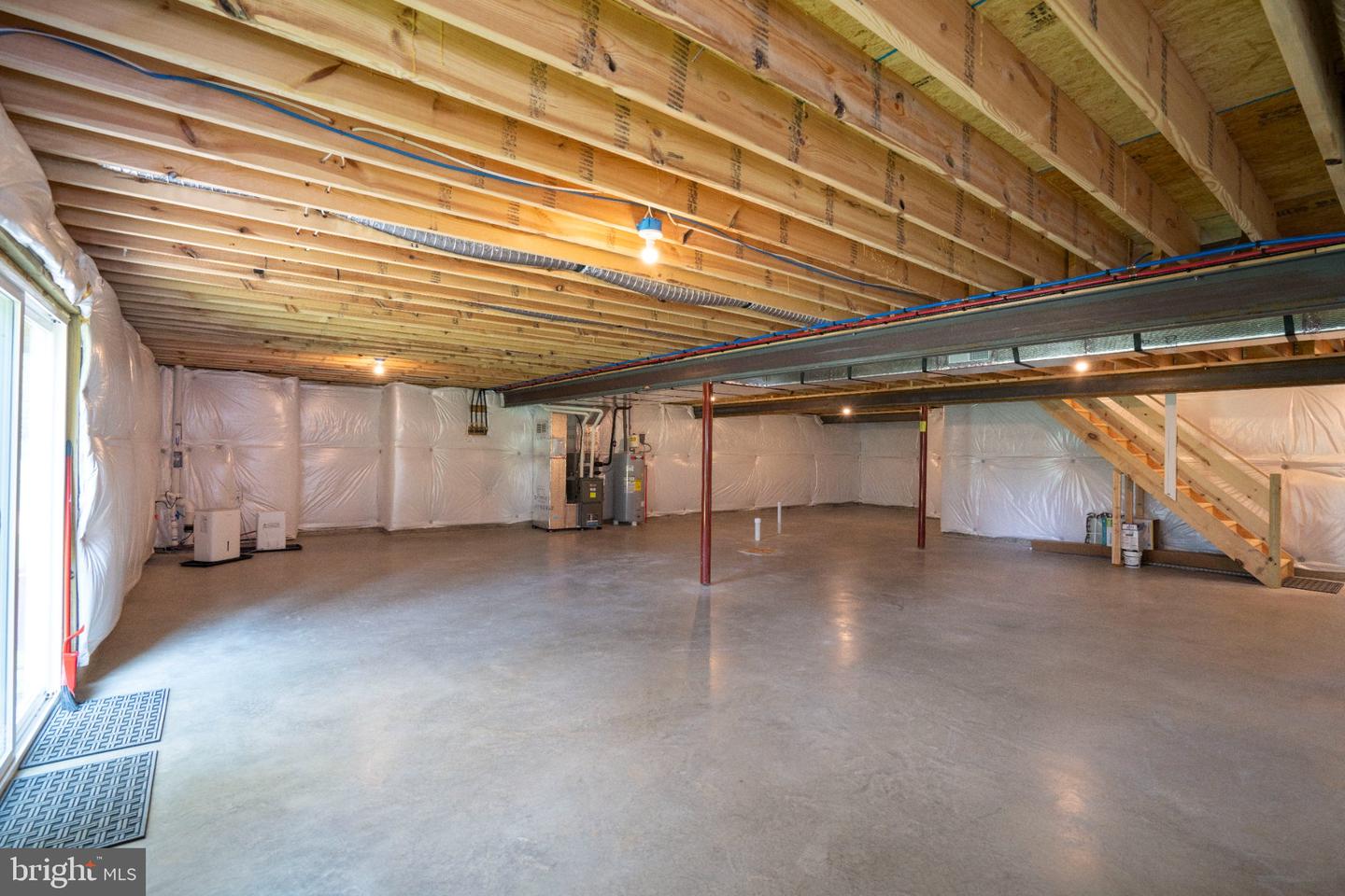 201 Acer Ave Property Photo 40