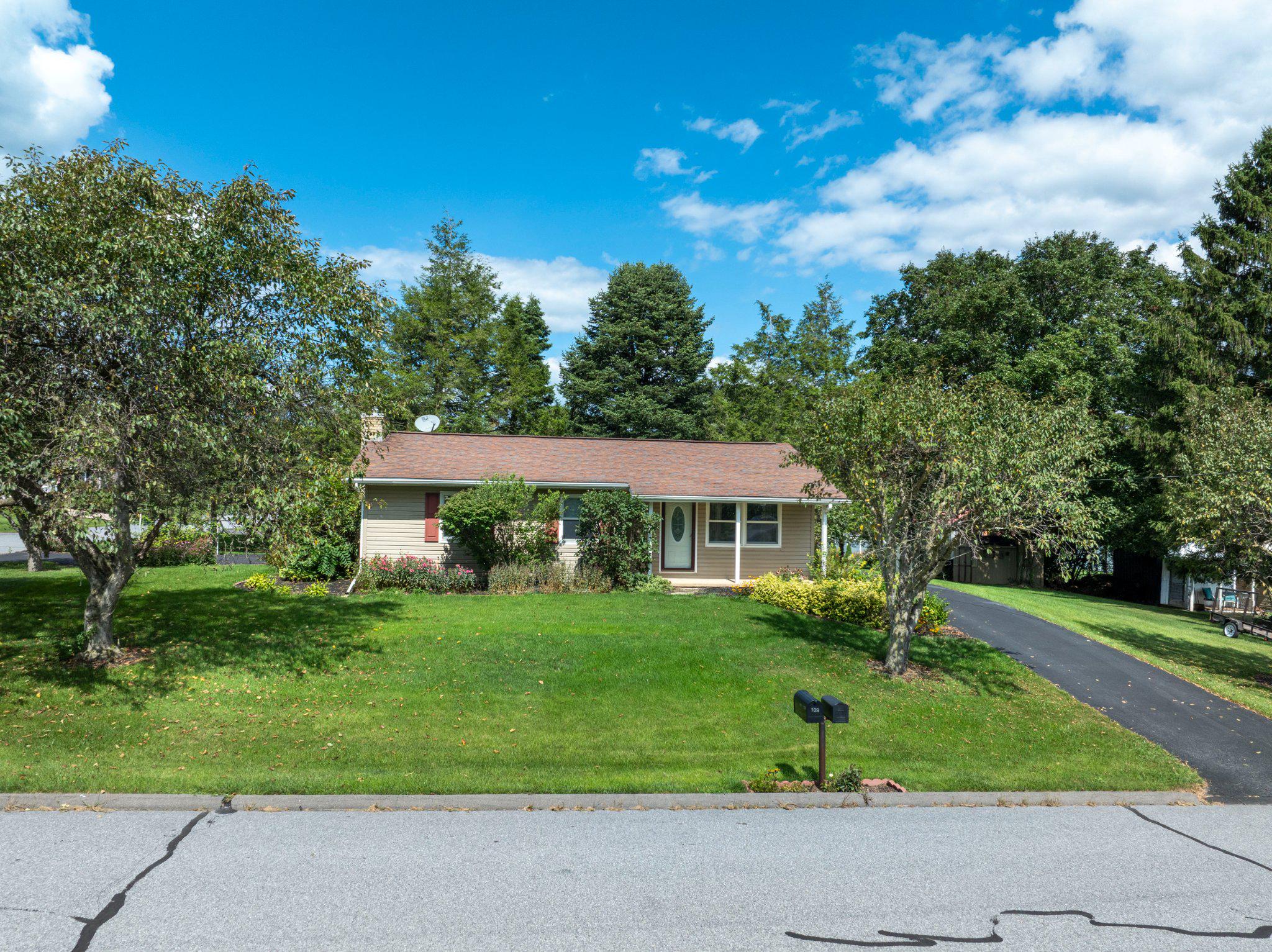 104 Stover Rd Property Photo 1