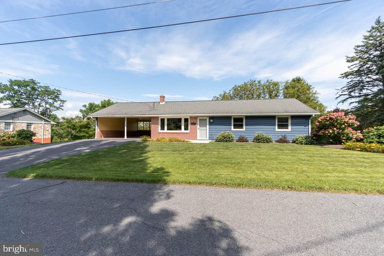 131 Butternut Street Property Photo 3