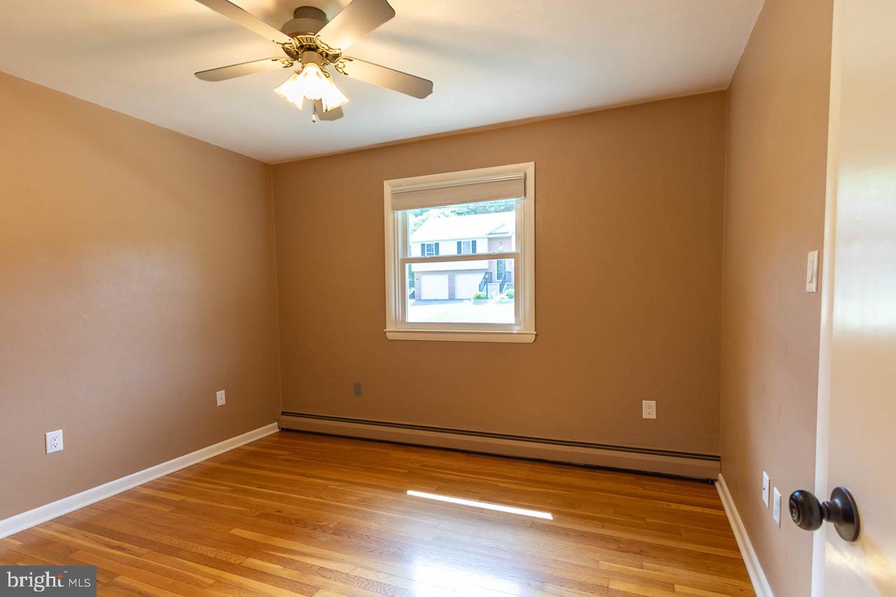 131 Butternut Street Property Photo 14