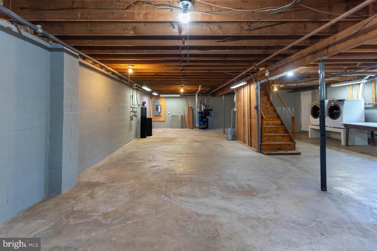 131 Butternut Street Property Photo 24
