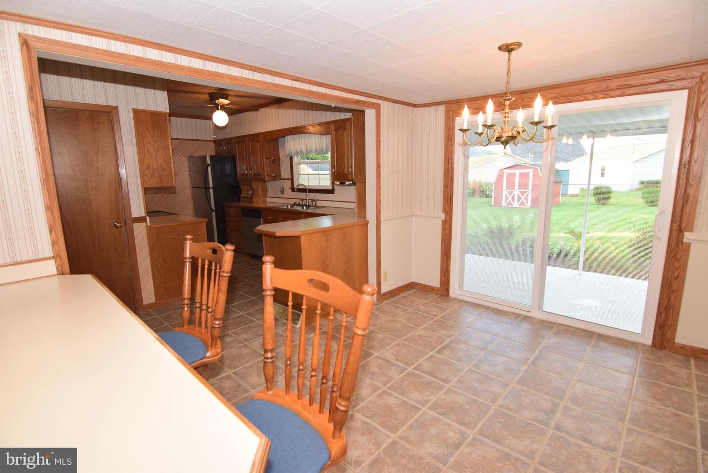 1131 Centre St Property Photo 14