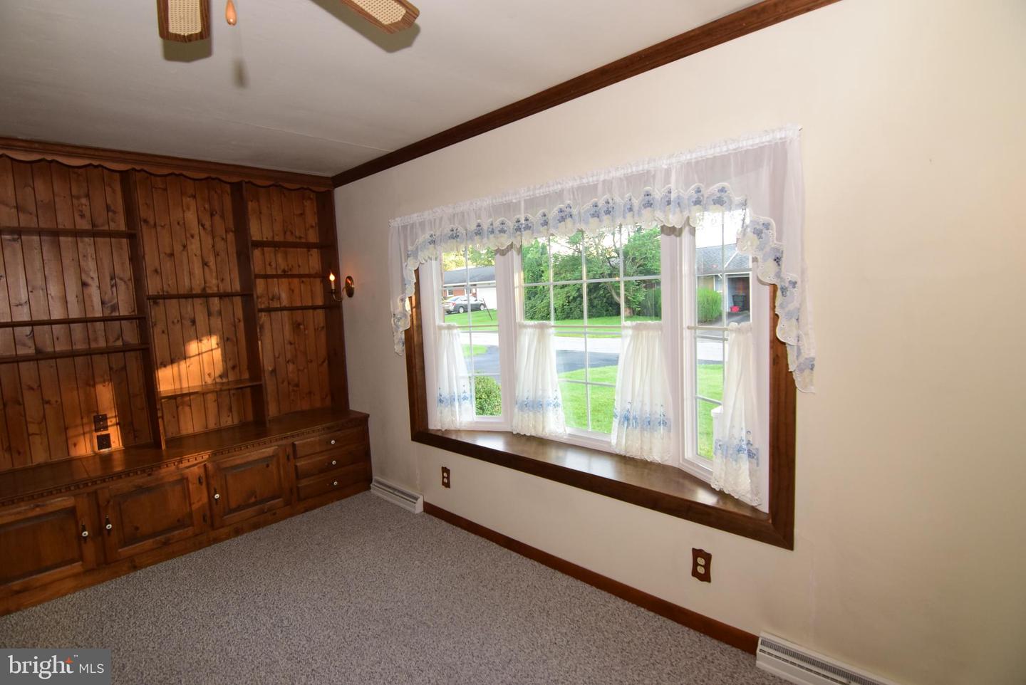1131 Centre St Property Photo 20