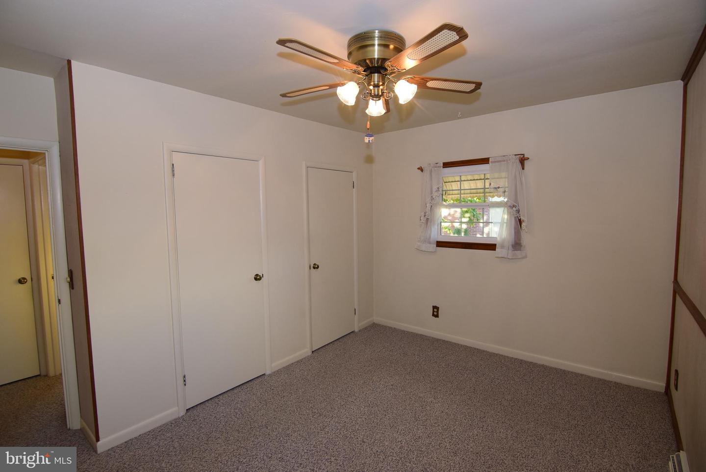 1131 Centre St Property Photo 23