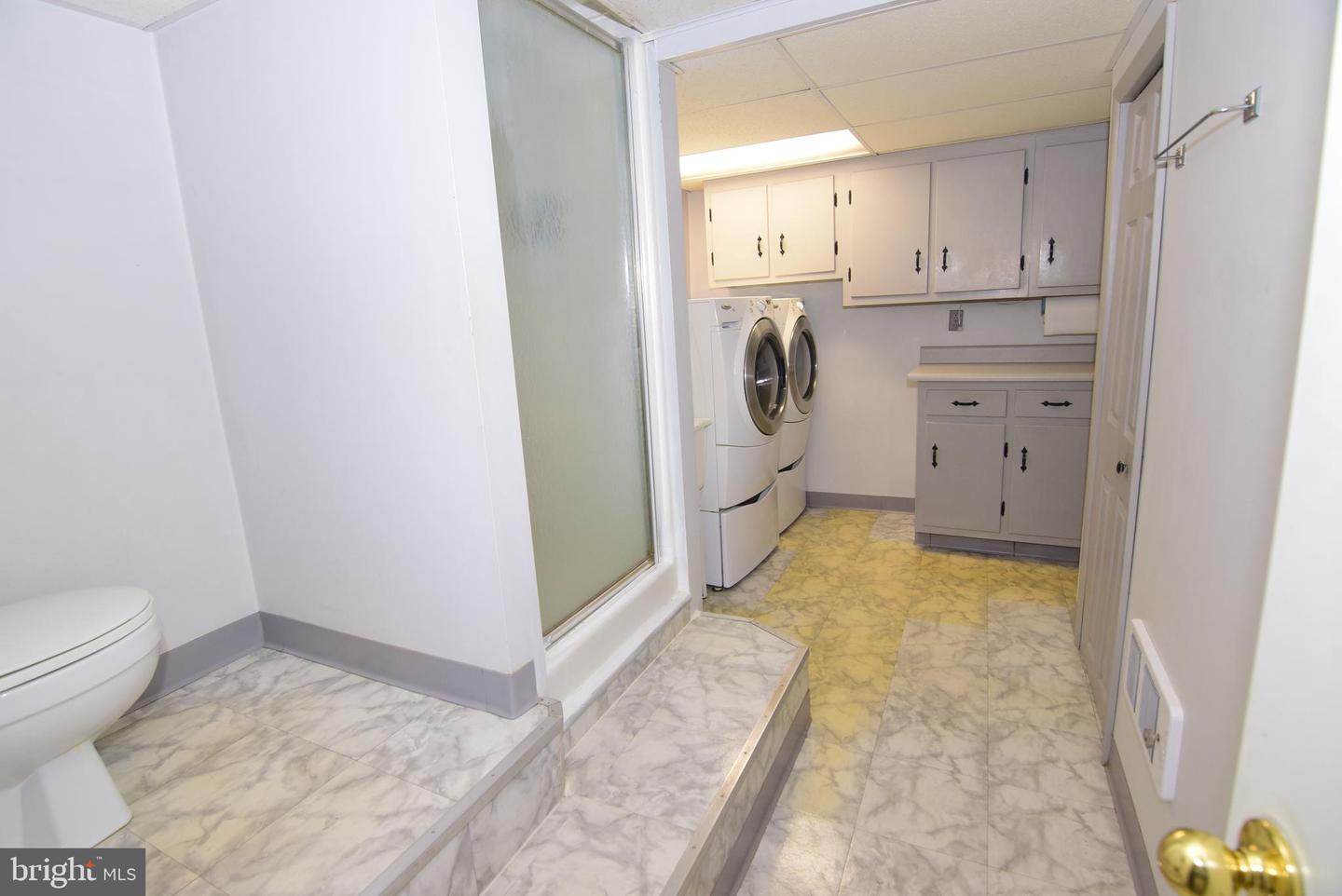 1131 Centre St Property Photo 30