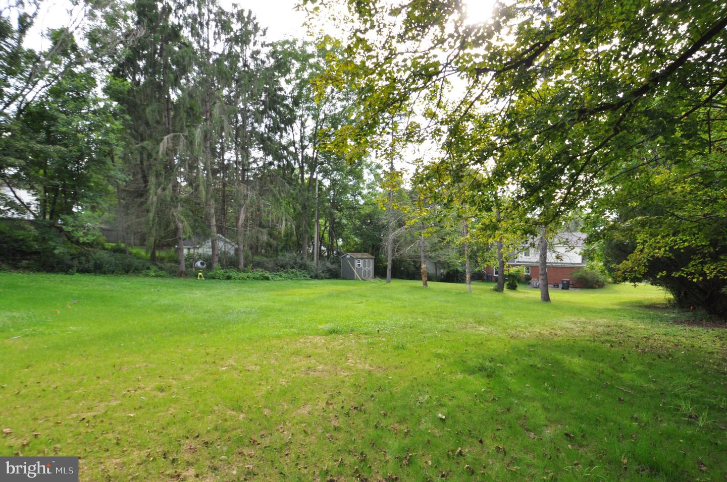 800 Thompson St Property Photo 23