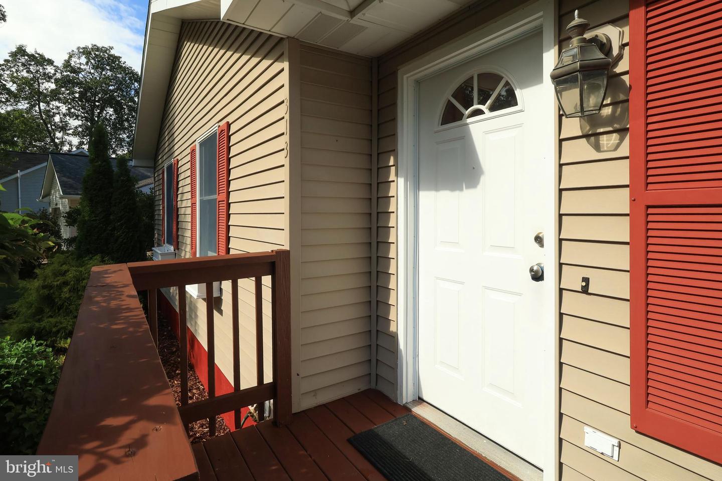 313 Ghaner Dr Property Photo 4