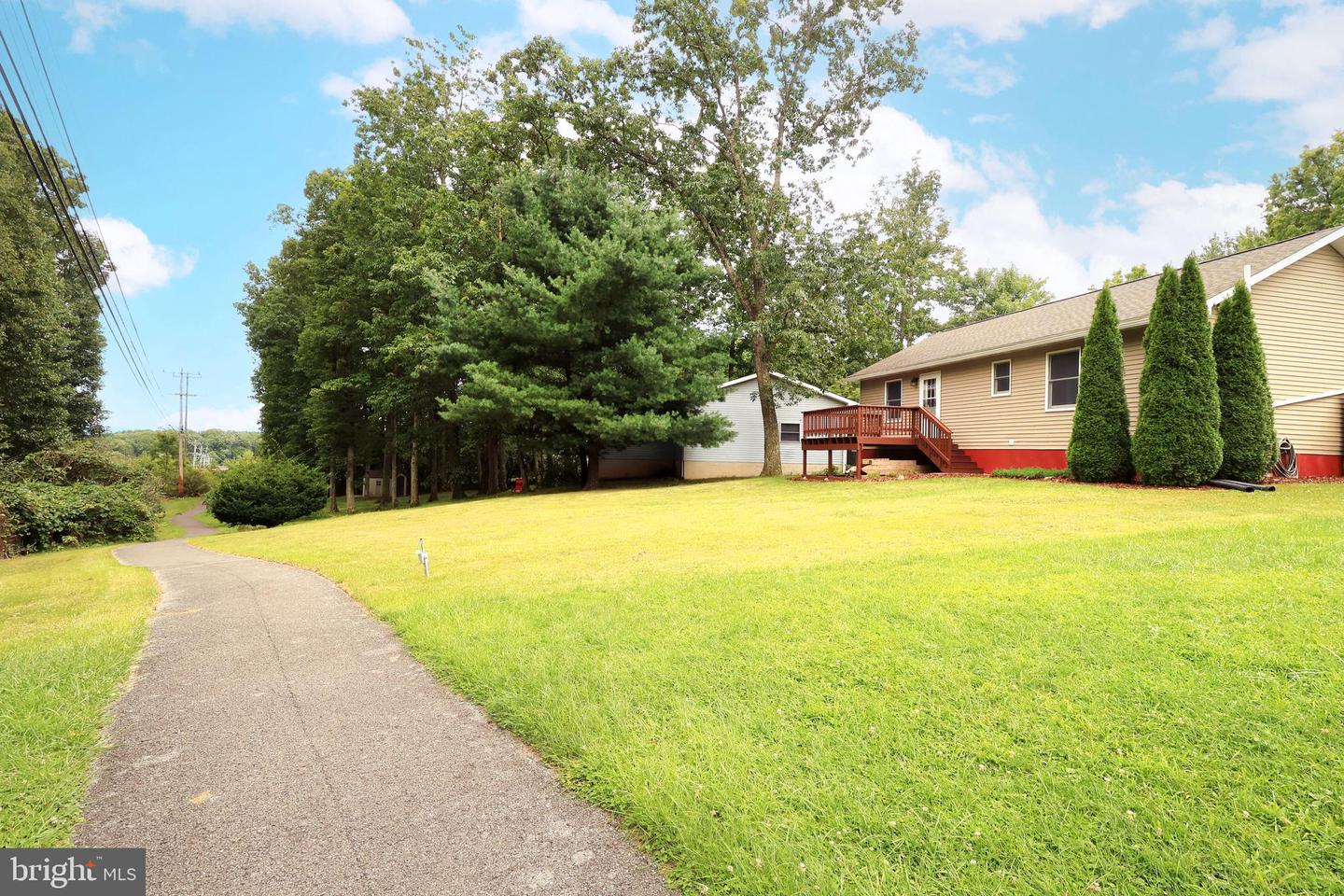 313 Ghaner Dr Property Photo 40