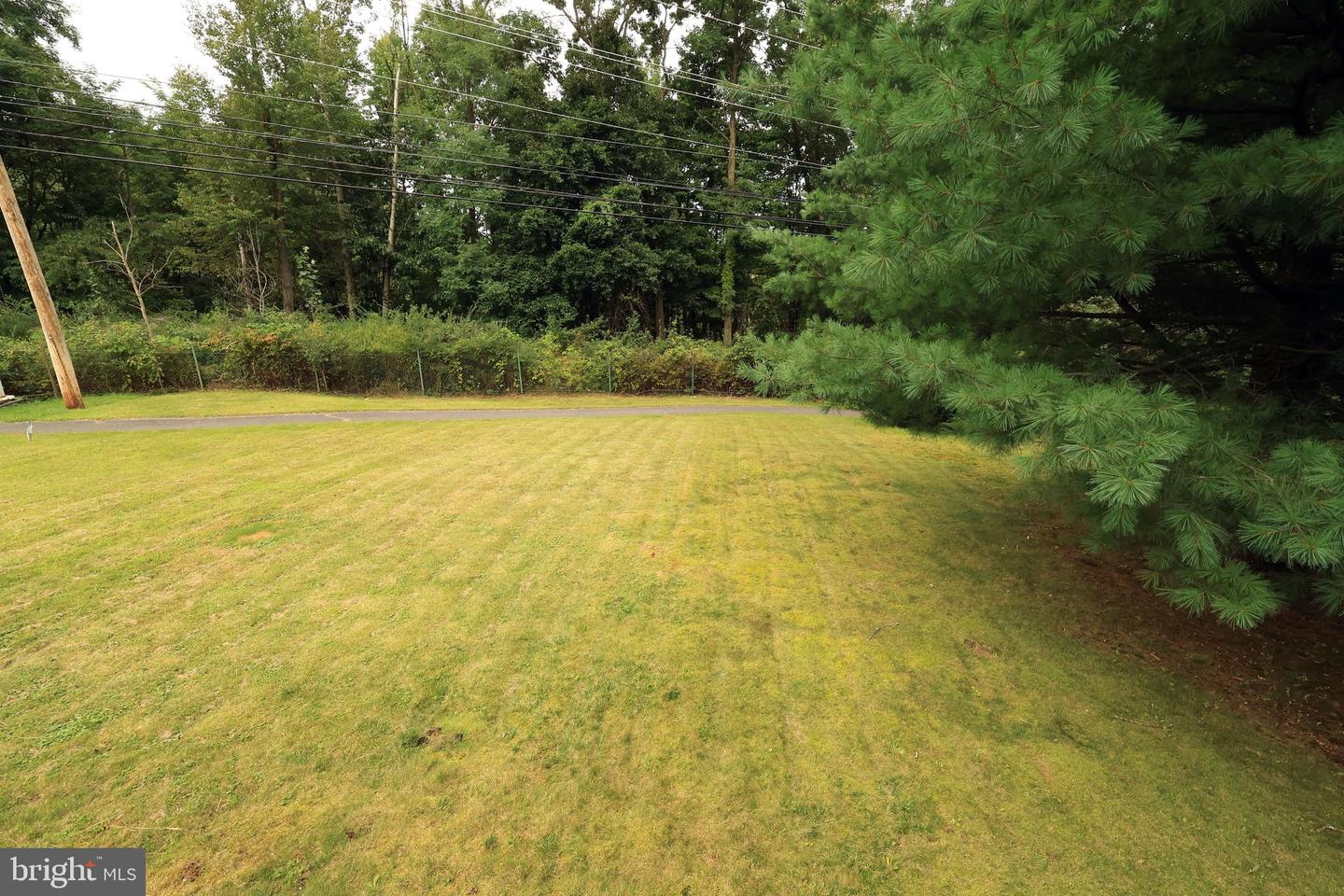 313 Ghaner Dr Property Photo 43