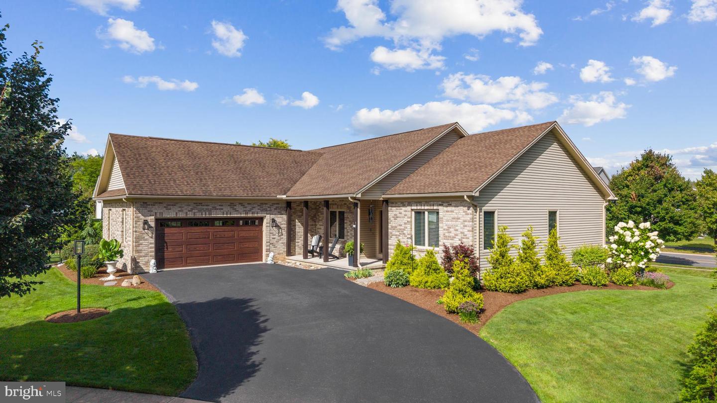 2334 MAGNOLIA CIR