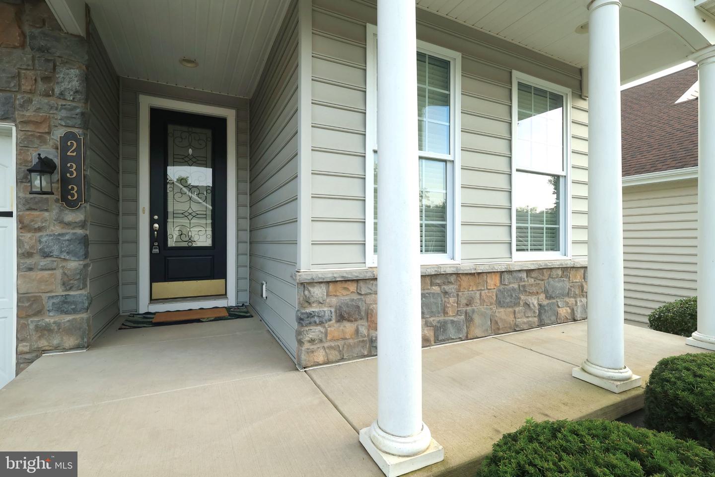 233 Beacon Cir Property Photo 6