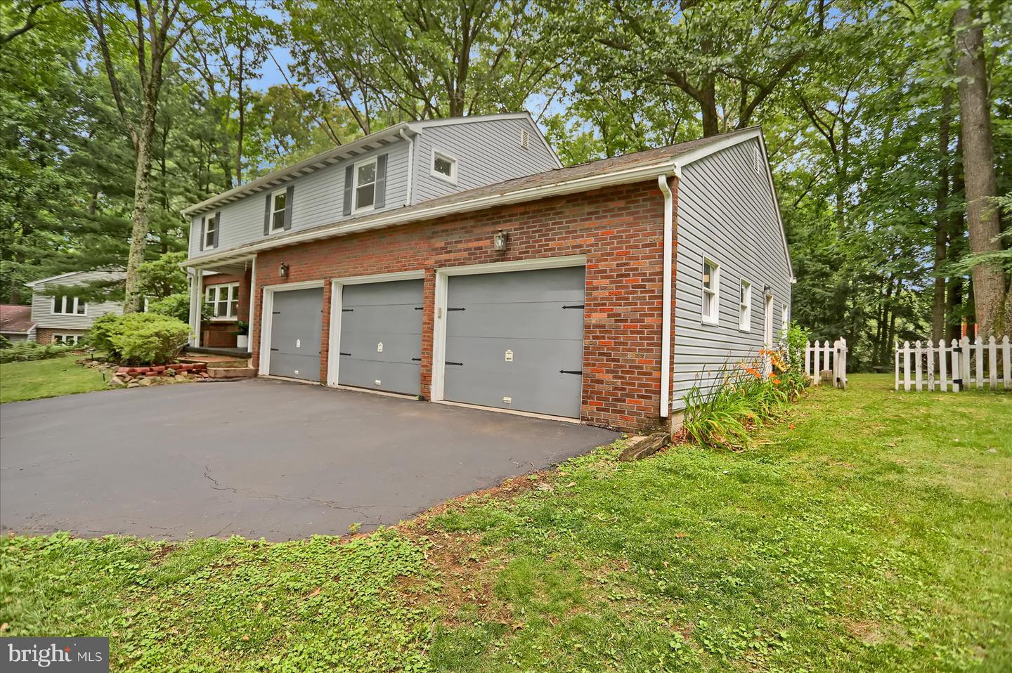219 Morningside Cir Property Photo 39