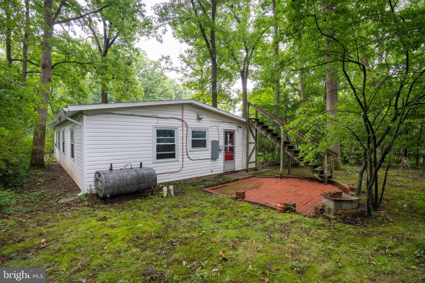362 Laurel Ln Property Photo 8