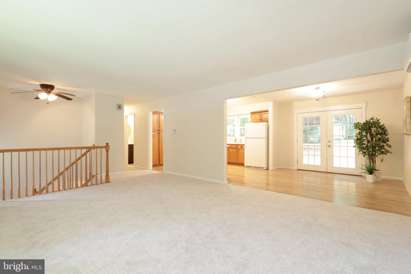 667 Devonshire Dr Property Photo 9