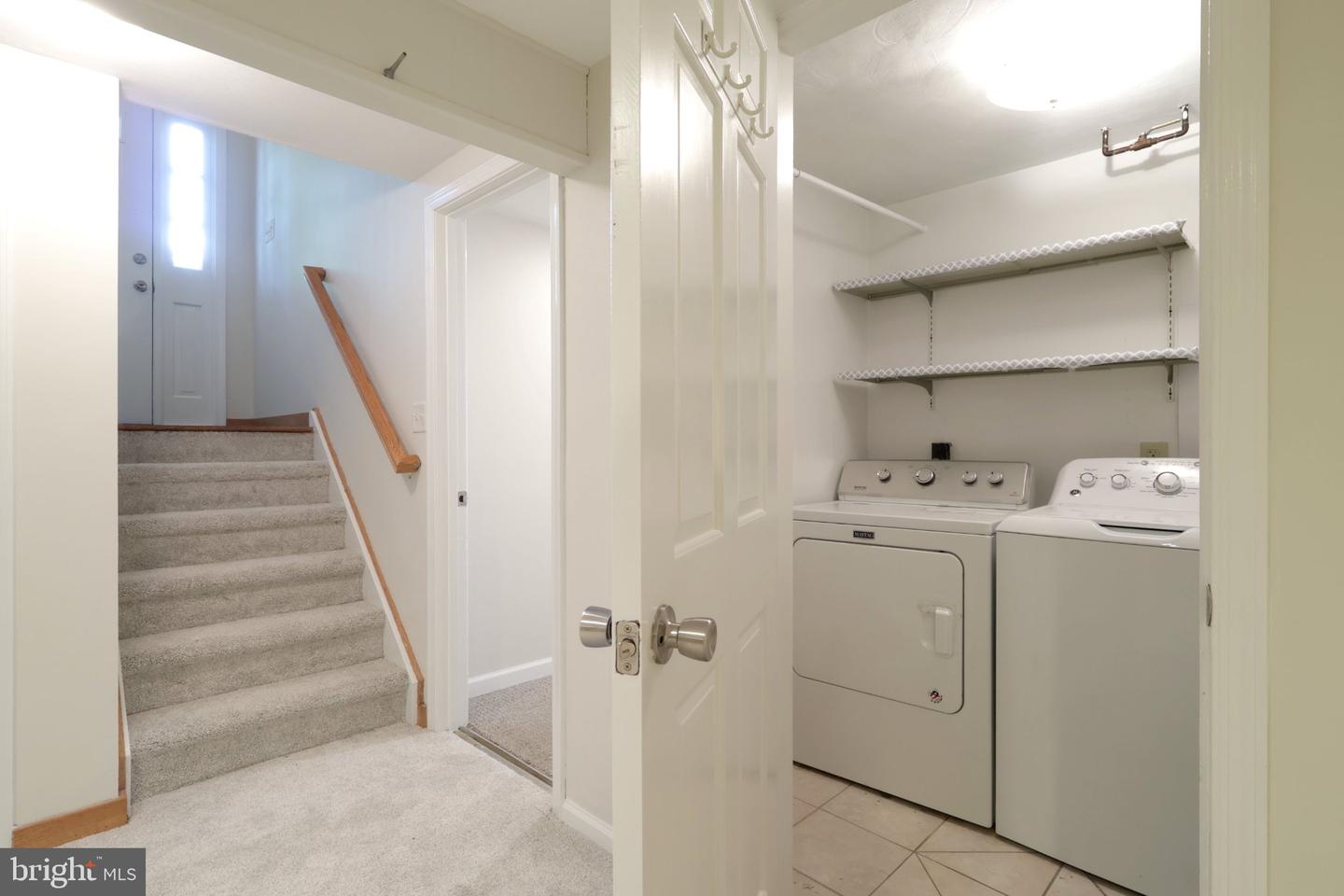667 Devonshire Dr Property Photo 43