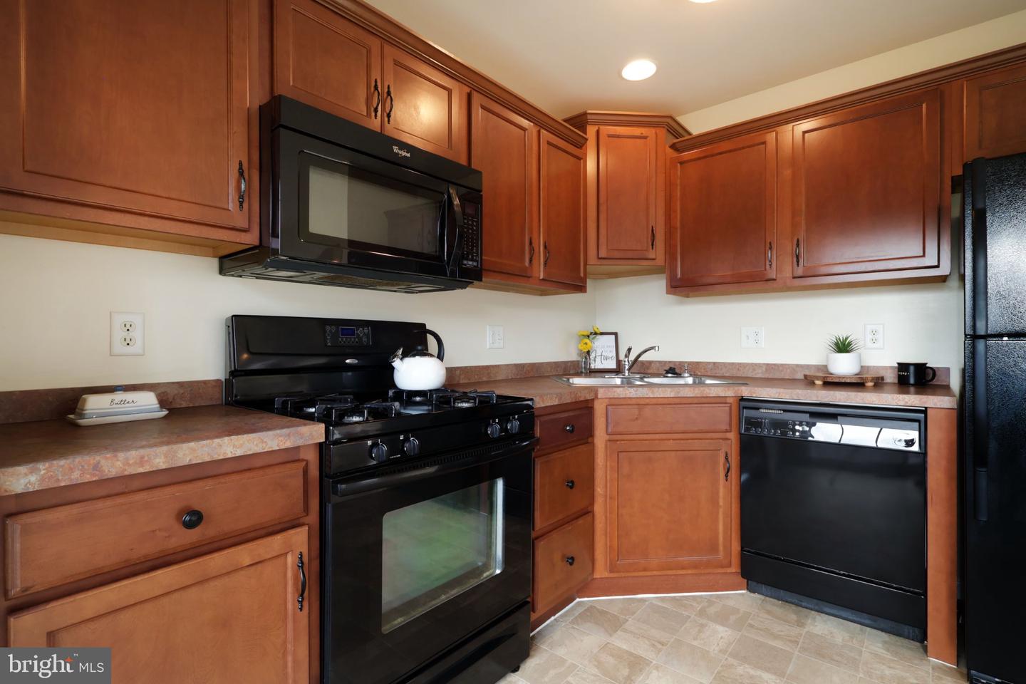 175 Dorchester Ln Property Photo 11