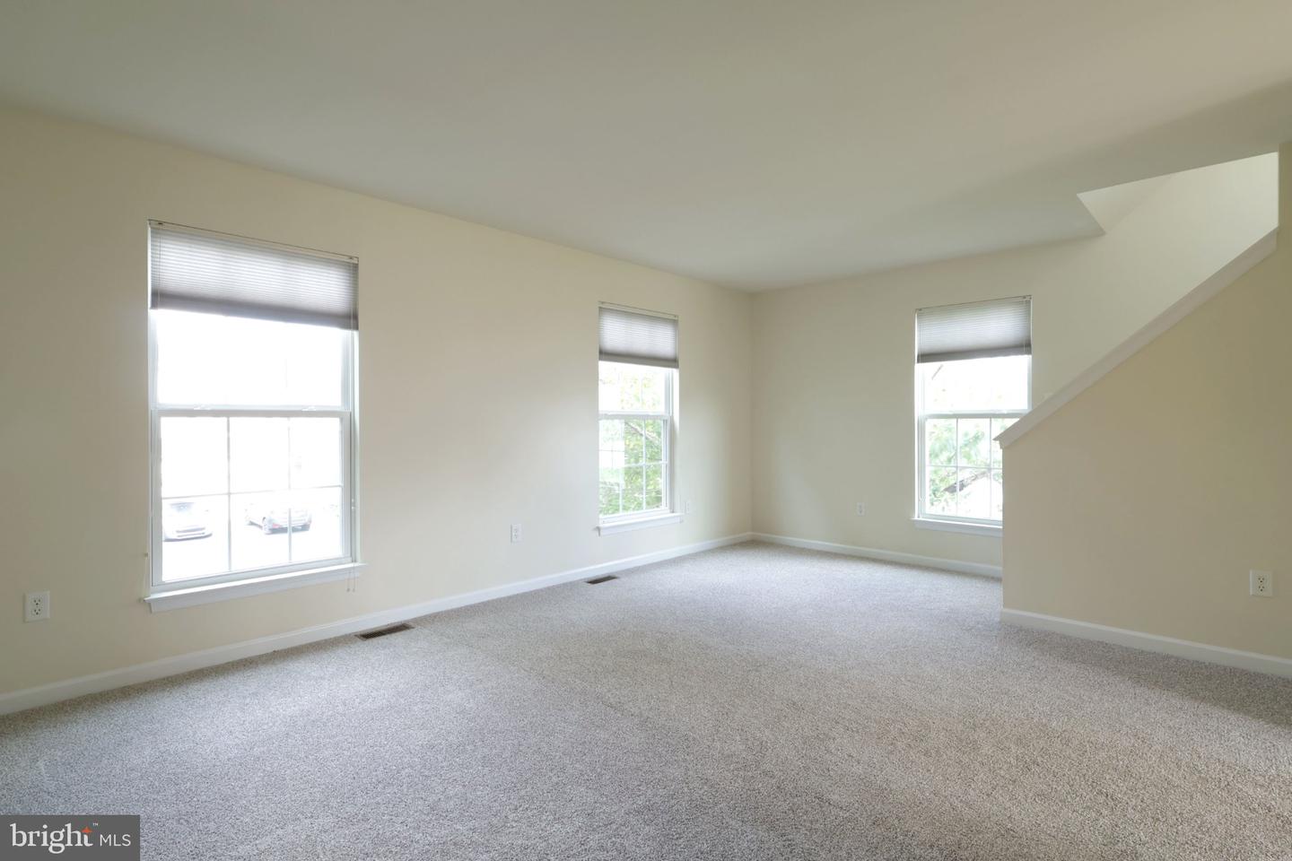 175 Dorchester Ln Property Photo 21