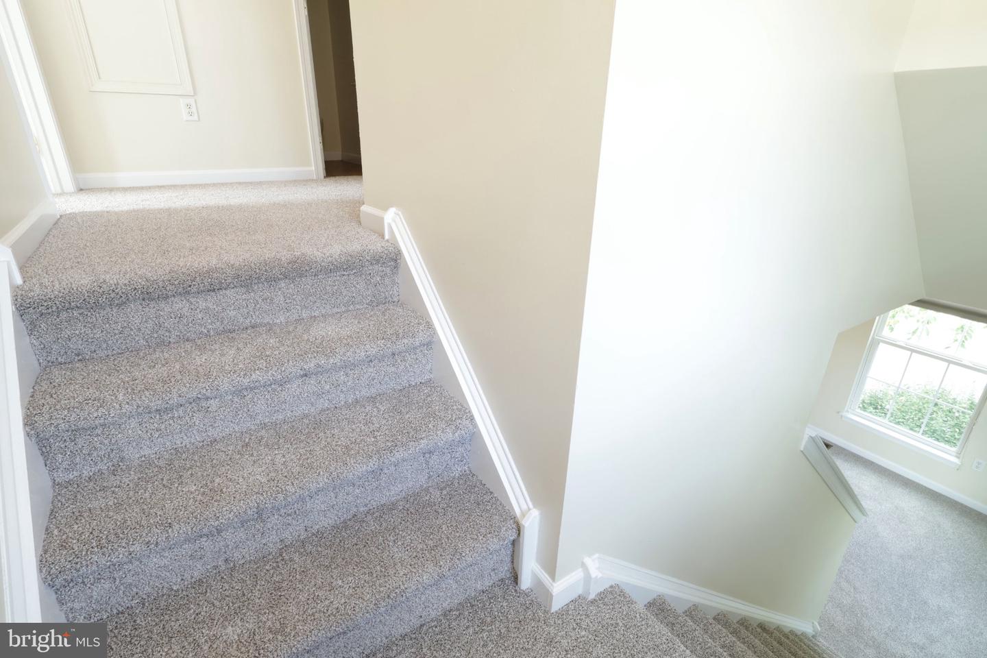 175 Dorchester Ln Property Photo 25