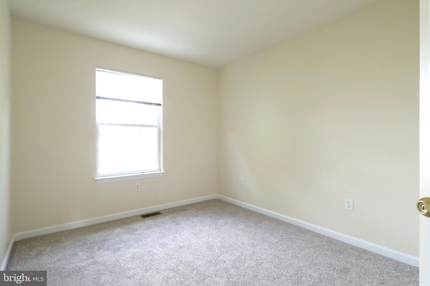 175 Dorchester Ln Property Photo 35