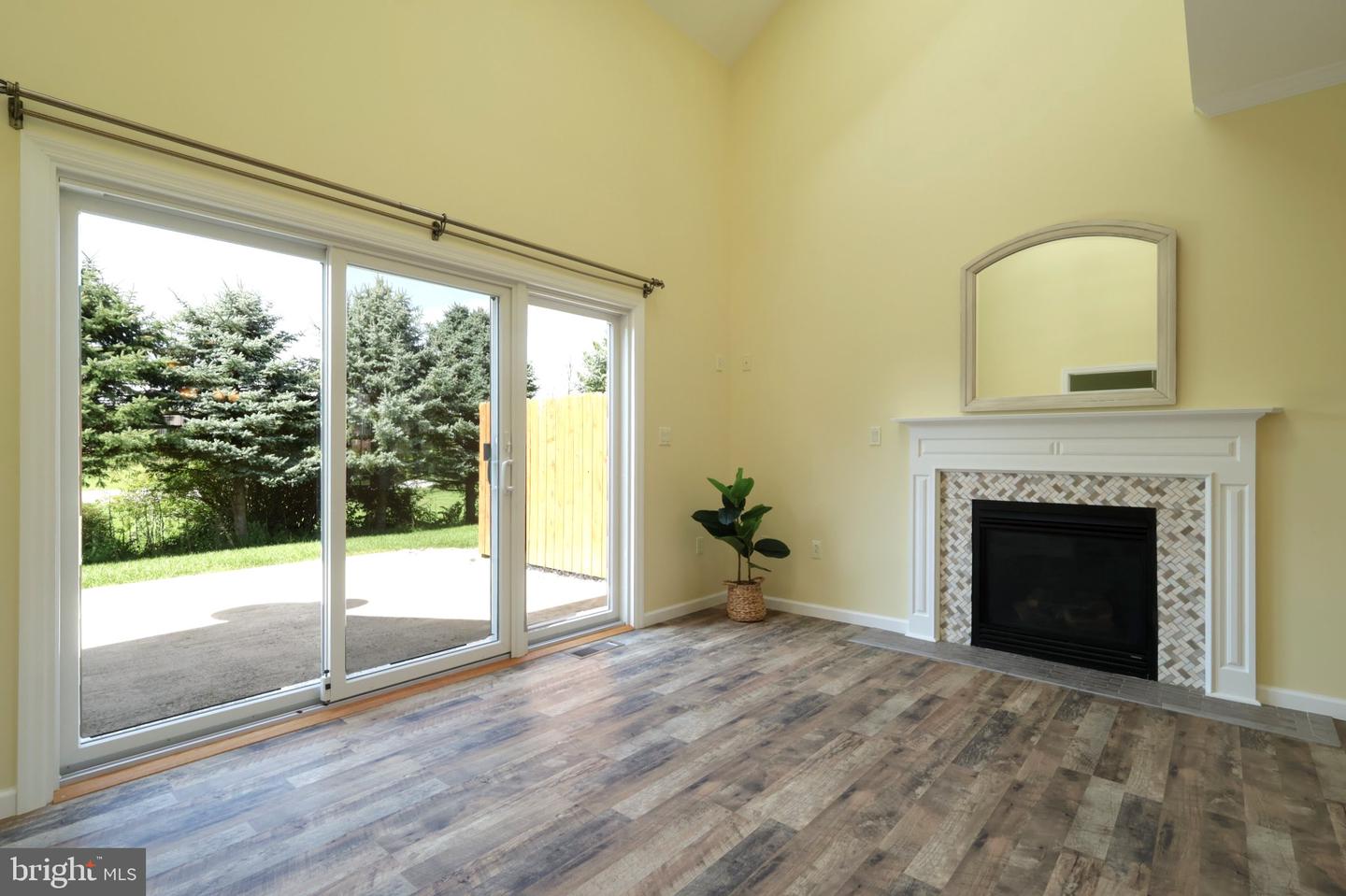 411 Stony Pointe Dr Property Photo 22