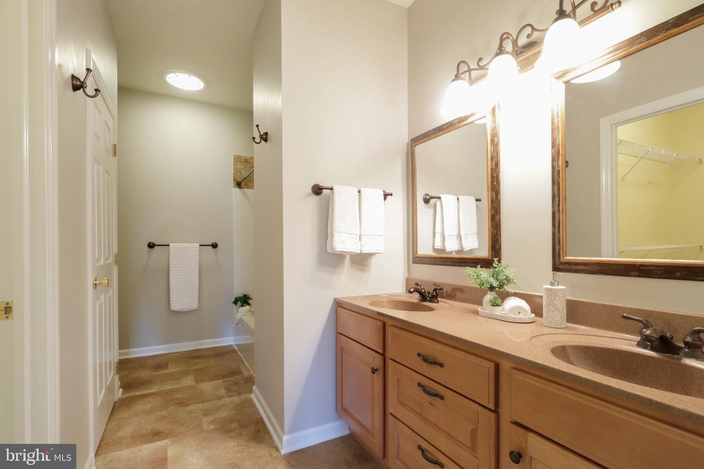 411 Stony Pointe Dr Property Photo 25