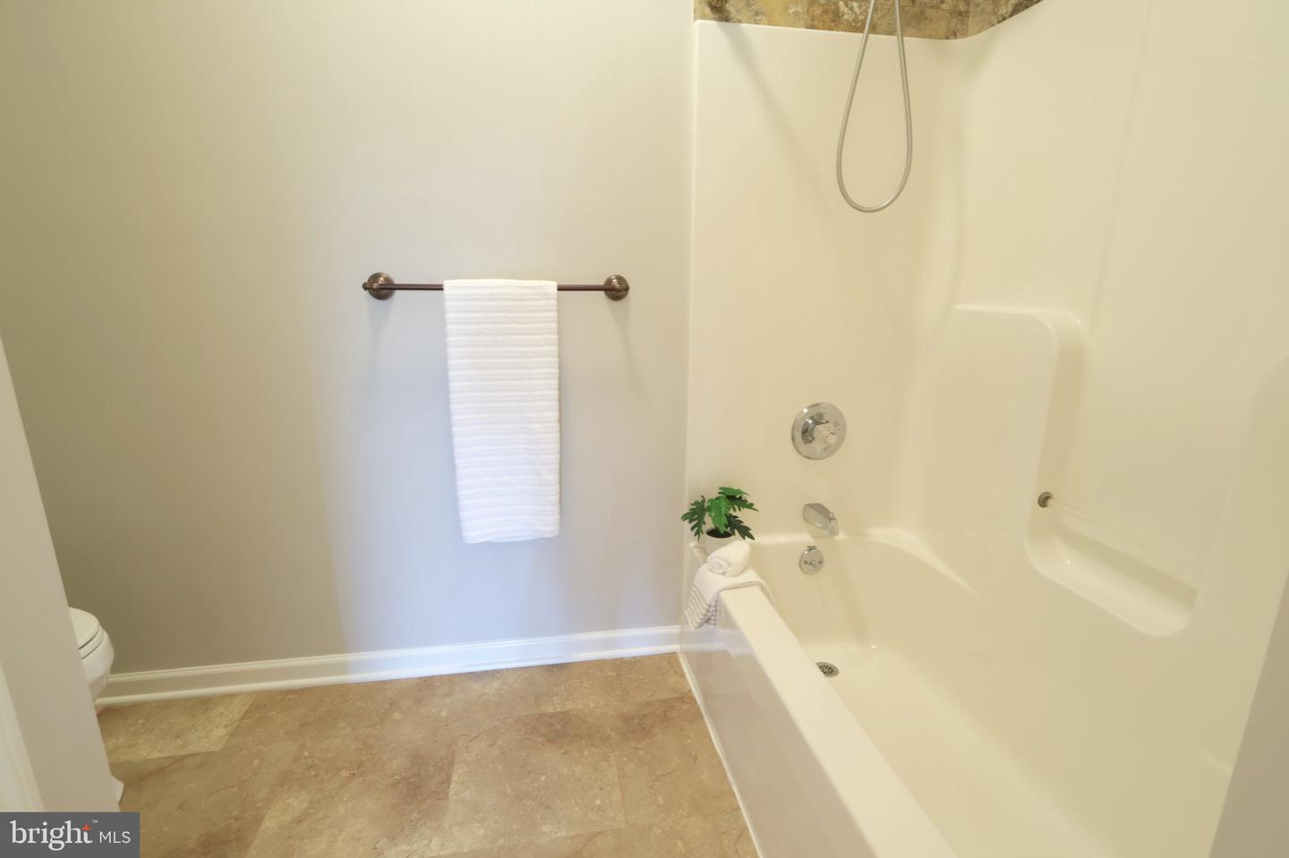 411 Stony Pointe Dr Property Photo 26
