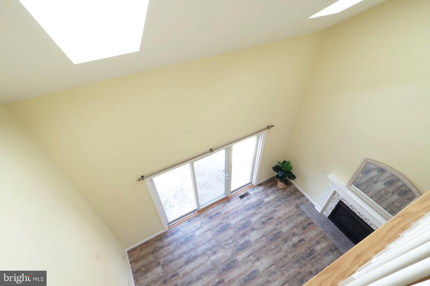 411 Stony Pointe Dr Property Photo 32