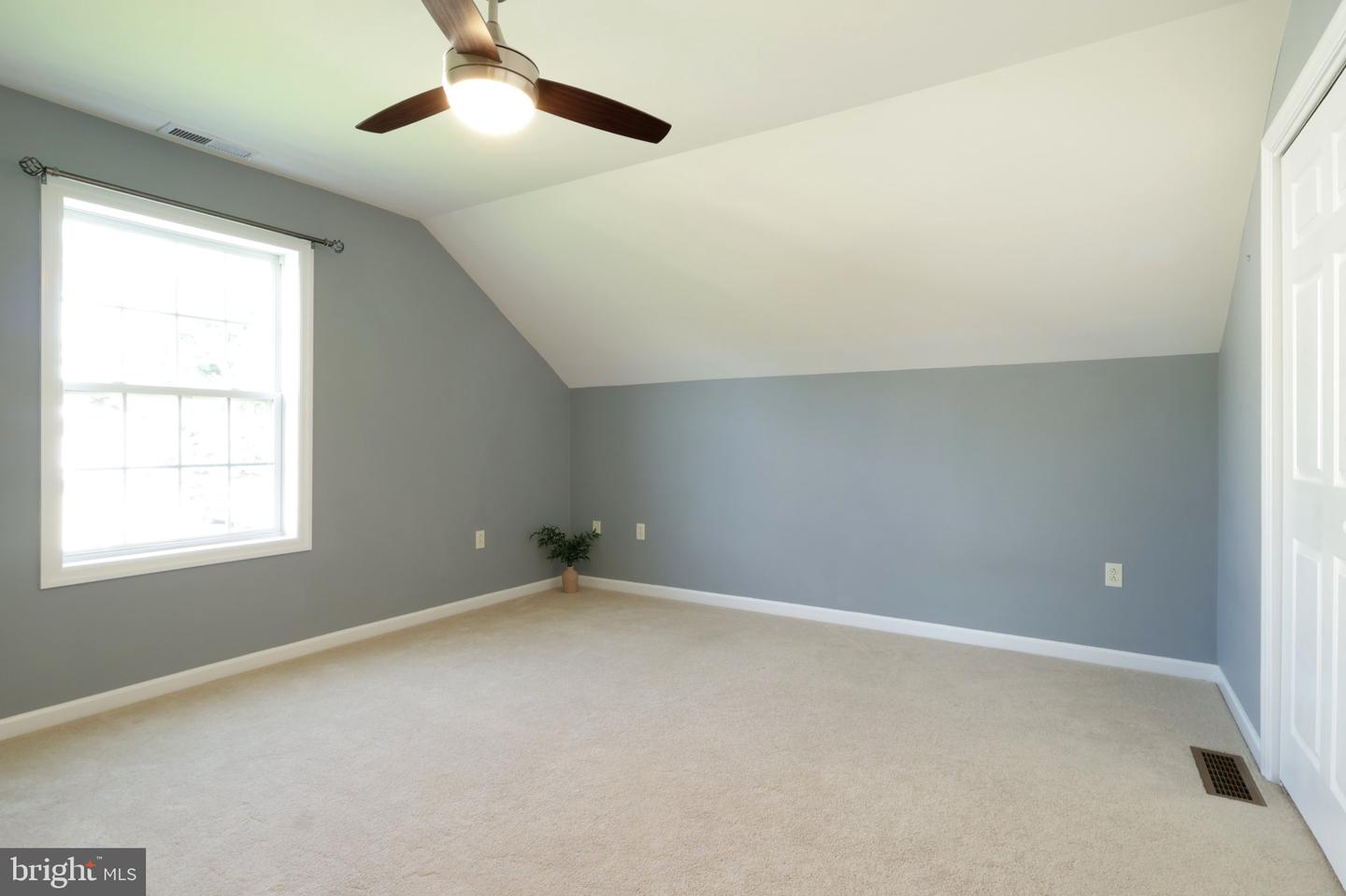 411 Stony Pointe Dr Property Photo 33