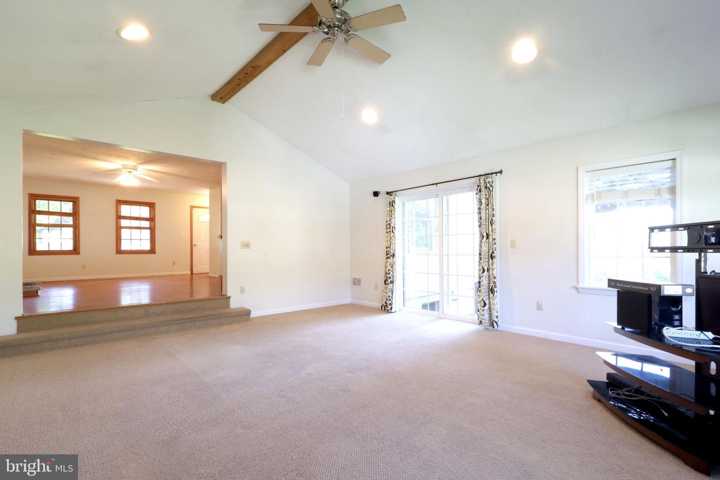 220 Reichenbaugh Ln Property Photo 10