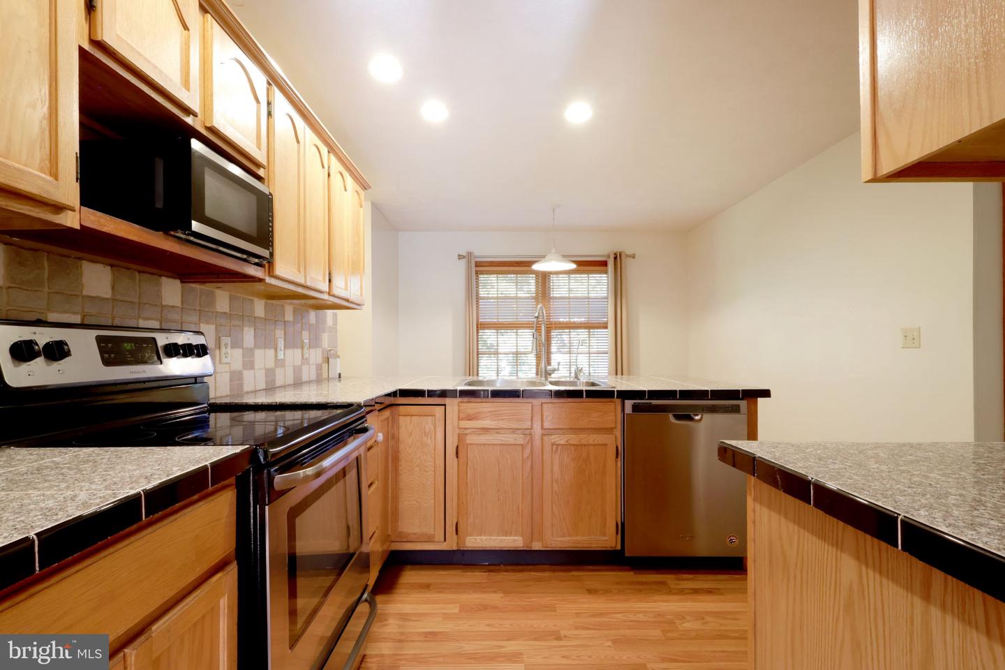 220 Reichenbaugh Ln Property Photo 12