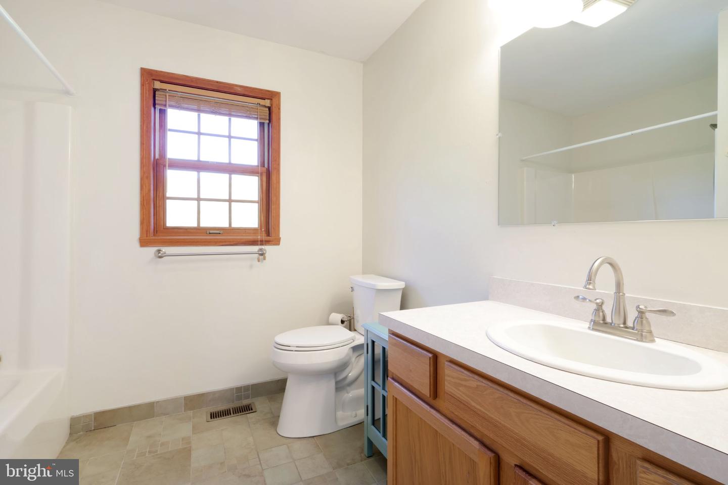 220 Reichenbaugh Ln Property Photo 23