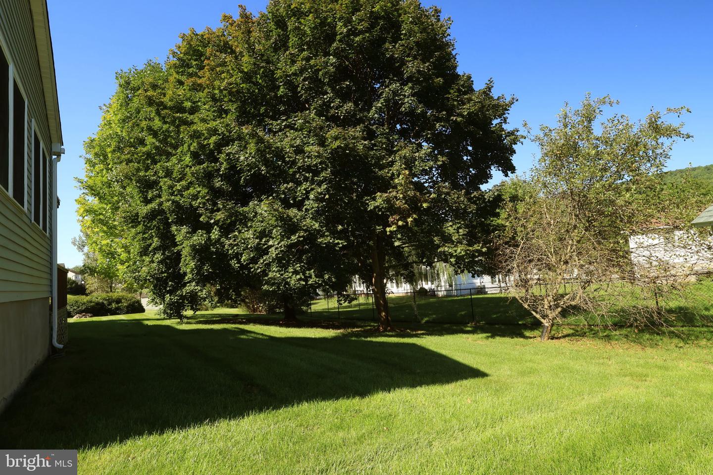 220 Reichenbaugh Ln Property Photo 35