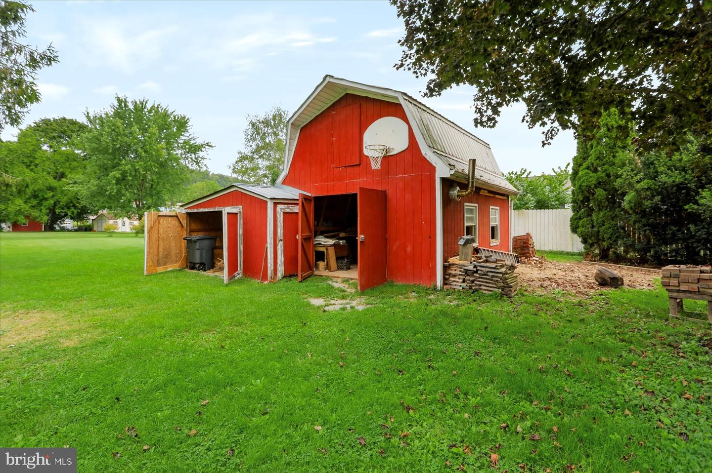 107 Serge St Property Photo 48