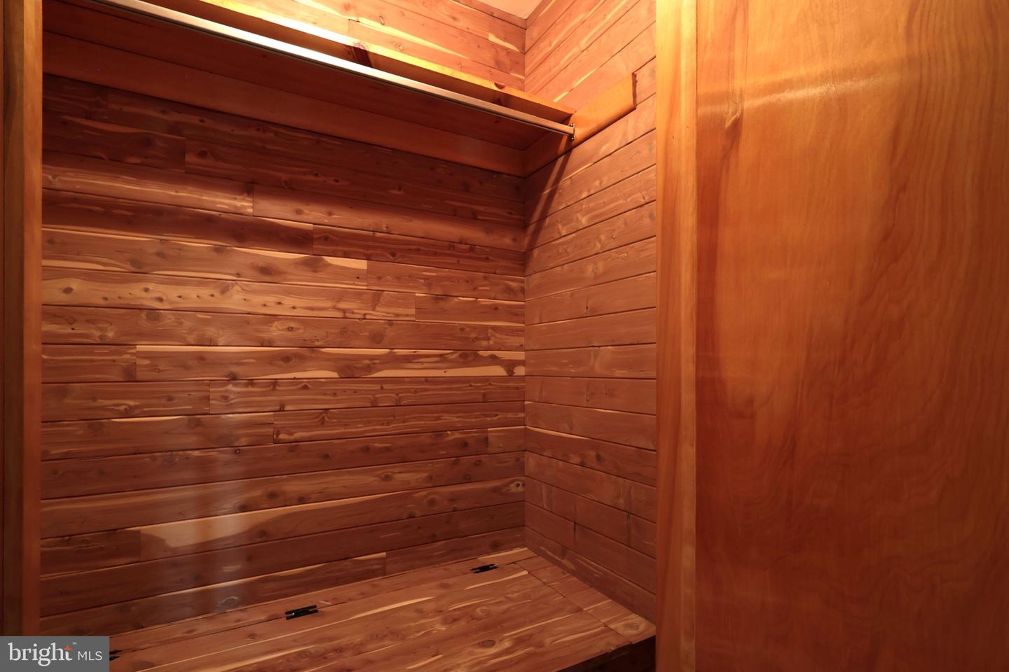 1185 Centre St Property Photo 28