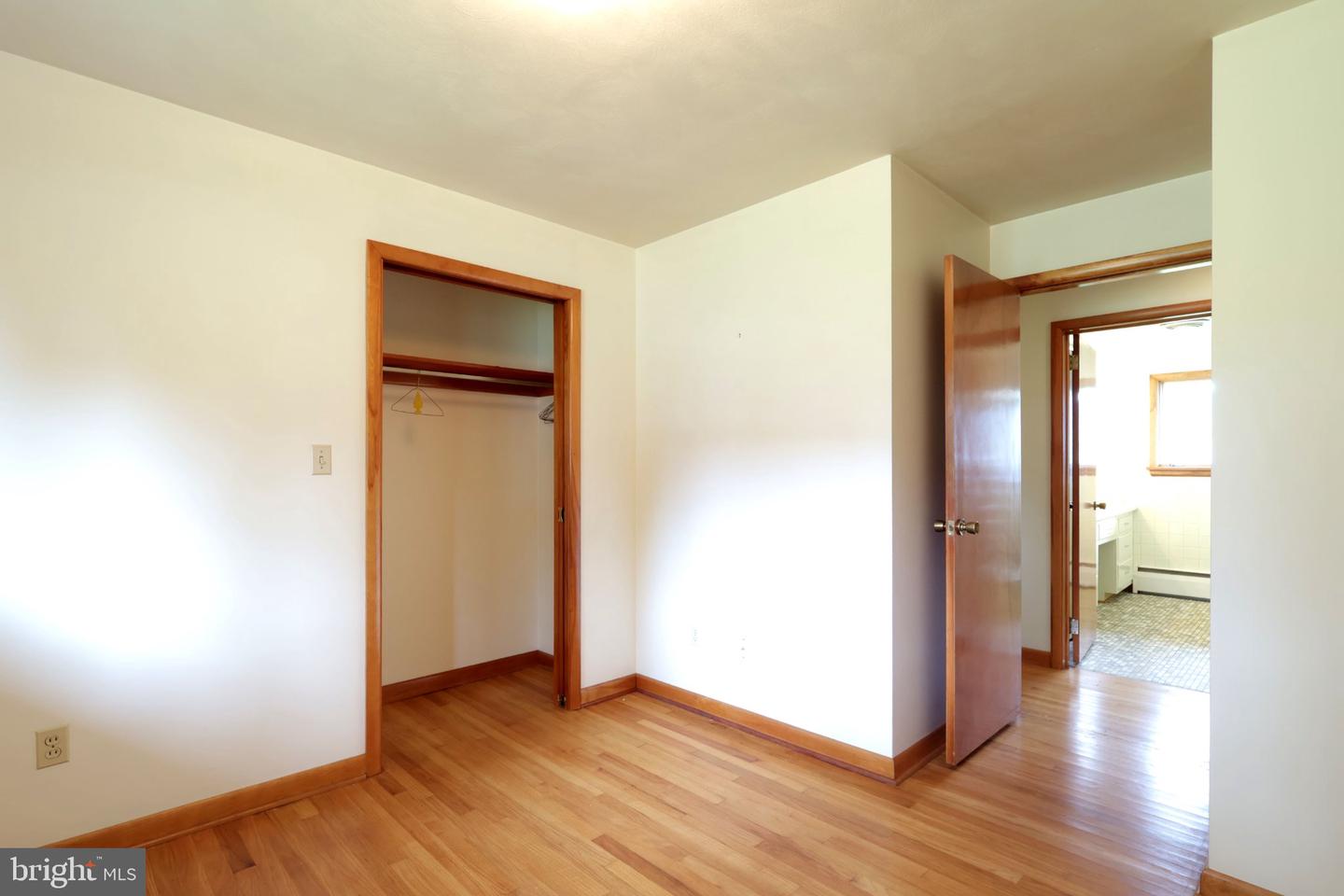 1185 Centre St Property Photo 30